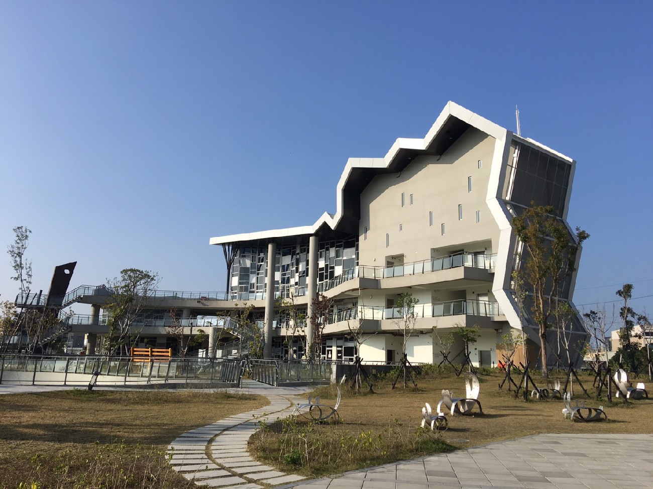 穗昌企業股份有限公司-台江文化中心教室棟